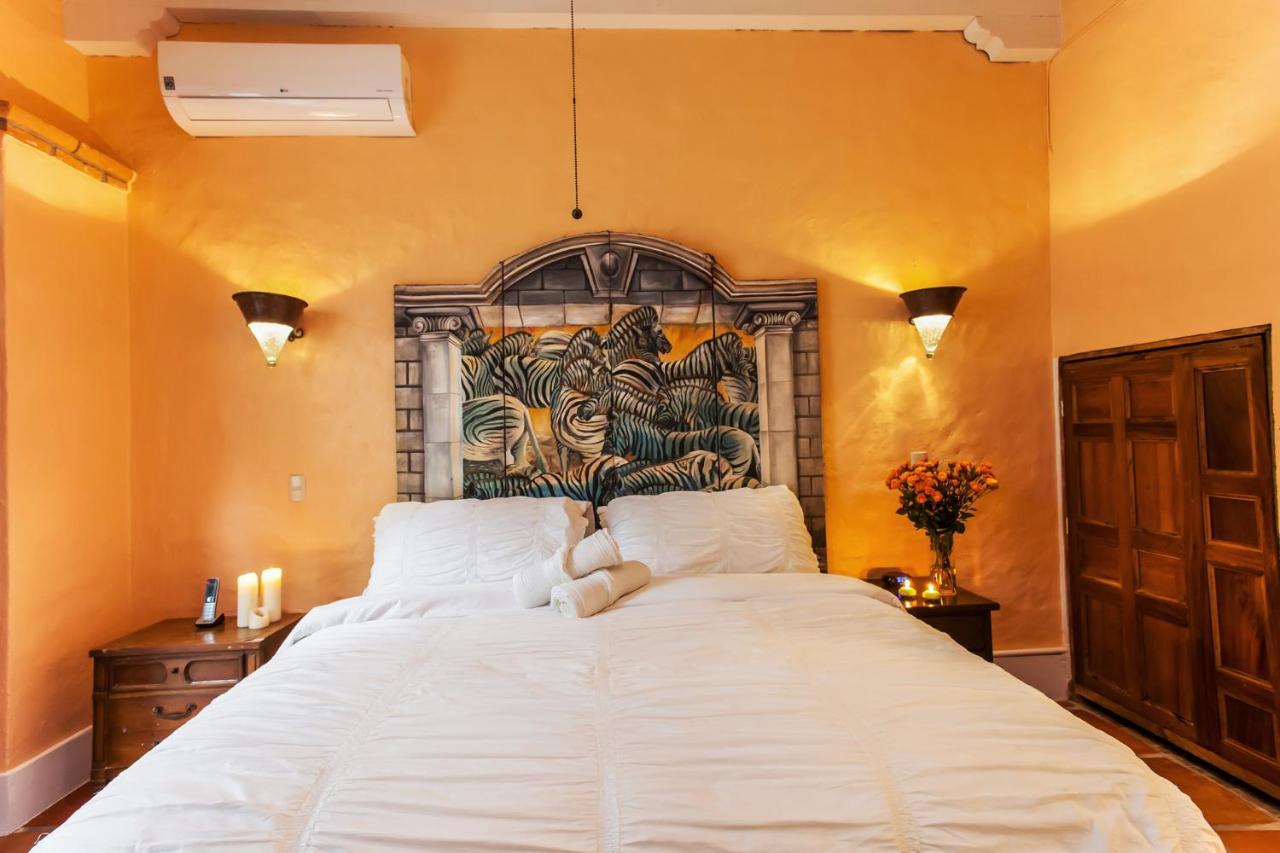 Garlands Del Rio Riverside Boutique Hotel Puerto Vallarta Exteriör bild