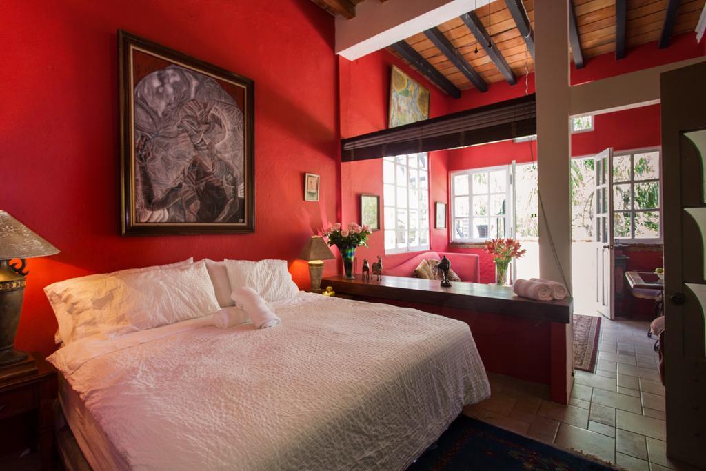 Garlands Del Rio Riverside Boutique Hotel Puerto Vallarta Rum bild