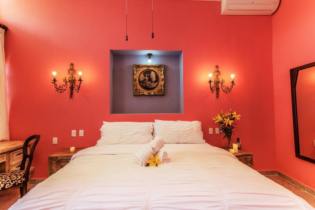 Garlands Del Rio Riverside Boutique Hotel Puerto Vallarta Exteriör bild